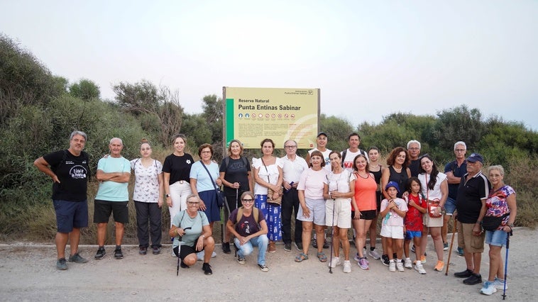 Más de 600 personas descubren el patrimonio natural de El Ejido a través de 'Aprendiendo a mirar la naturaleza'