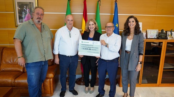 Campoejido dona más de 10000 euros a El Ejido para apoyar las políticas de Igualdad de género