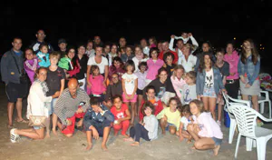 Cerca de 100 padres e hijos participan en la 'Noche de Estrellas' de Almerimar