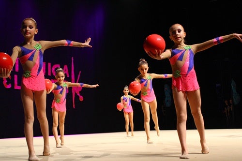 La VI Gala de Gimnasia Rítmica reúne a cerca de un millar de personas ante un espectáculo deportivo convertido en arte