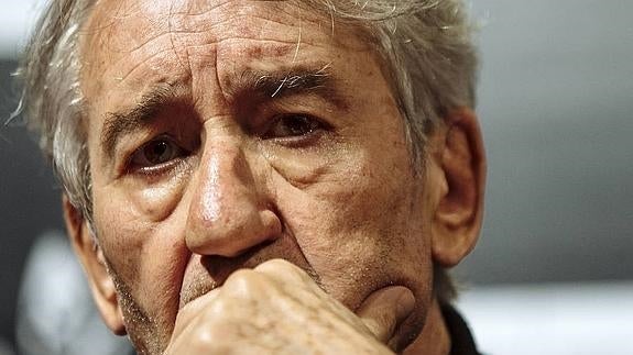 «Tenemos la clase política que merecemos»