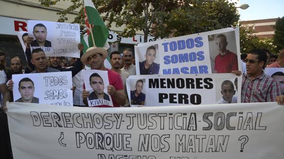 Durante la movilización, se recordaron las últimas muertes producidas dentro del colectivo. 