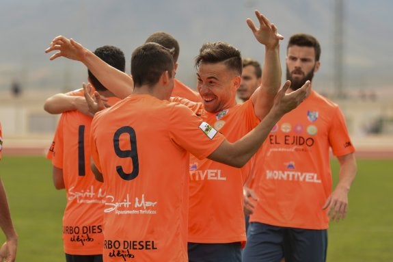 El Ejido, a cuadrar las cuentas en marzo ante un Recre dolido