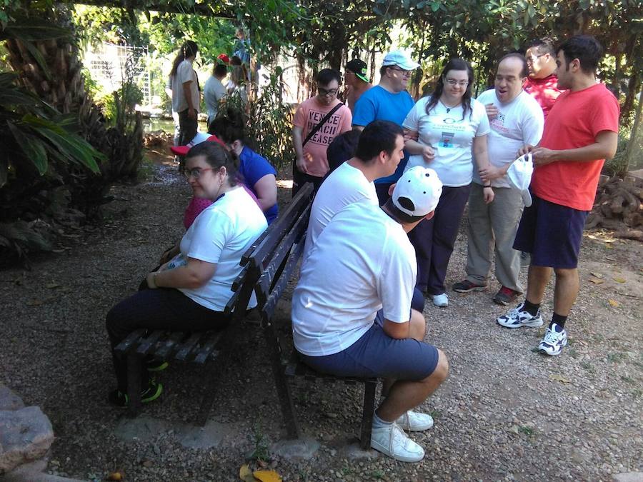 Los integrantes de ‘Activa Tu Ocio’ durante su visita al Parque. 