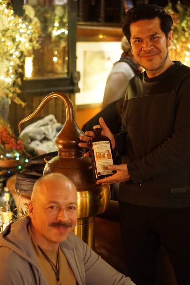 Jorge Lee y Ricardo Ramos, en Alexander.