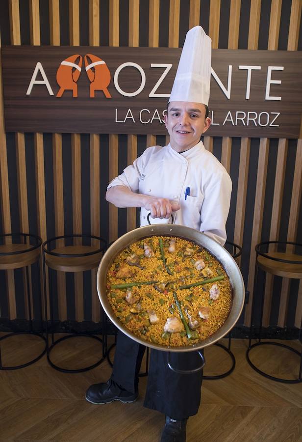 Un nuevo restaurante que abre sus puertas anexo al hotel Barceló Granada Congress y que invita a una botella de Barbadillo a los comensales, estas semanas
