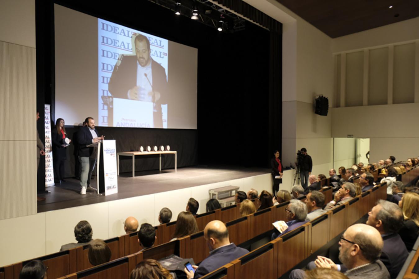 El Centro de Formación Profesional La Inmaculada acoge la entrega de los premios a seis restauradores y establecimientos de la provincia de Granada