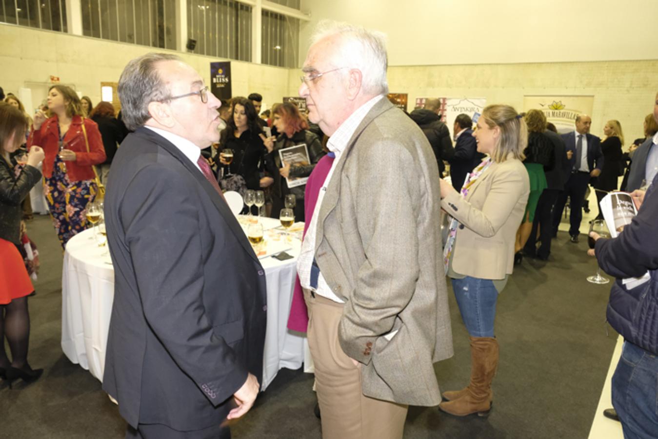 El Centro de Formación Profesional La Inmaculada acoge la entrega de los premios a seis restauradores y establecimientos de la provincia de Granada