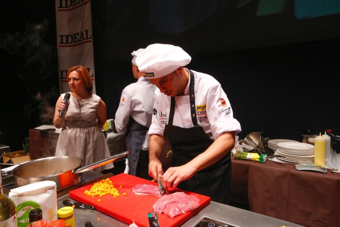 En esta galería puedes ver las mejores imágenes de la final de Granadajoven Chef