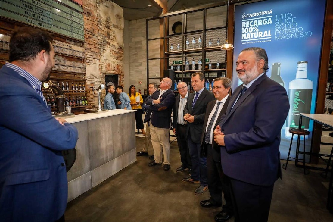 Las autoridades visitan los stands de Granada Gourmet
