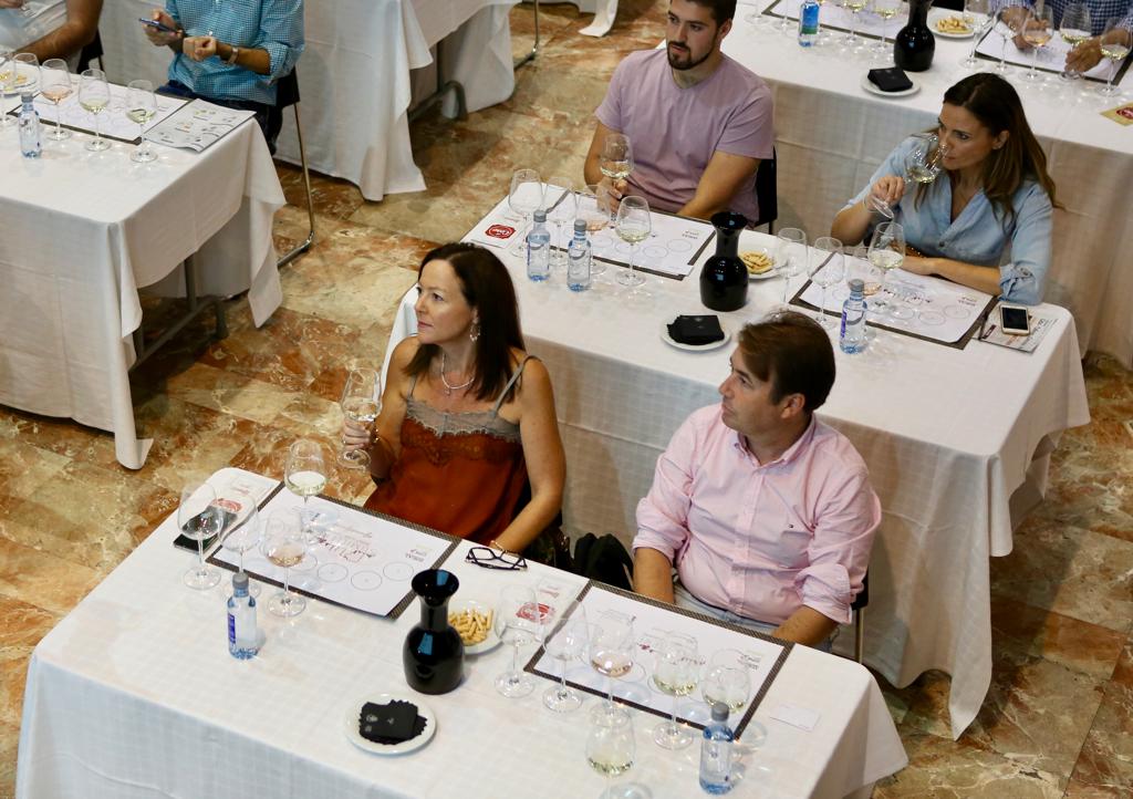 Los asistentes han podido disfrutar de varias catas durante la jornada del viernes
