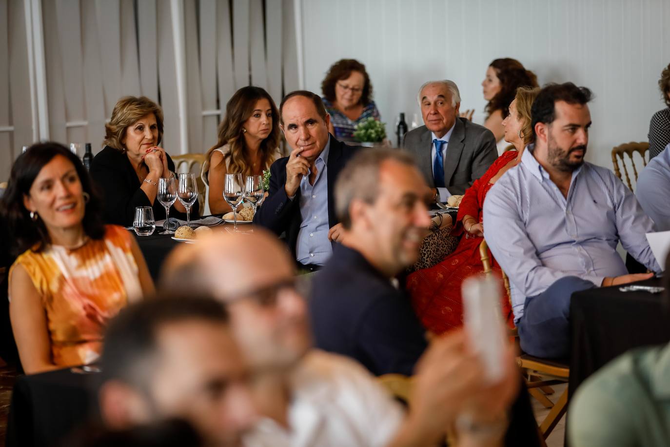 Carme Ruscalleda recibe el premio de Granada Gourmet, un congreso que se ha rendido a su cercanía y sencillez