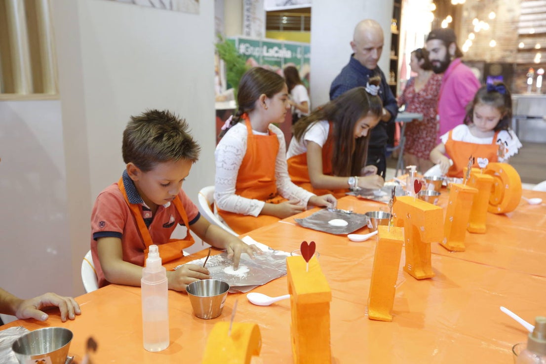 Impulsado por Inagra, y su popular personaje de 'Aceitina', esta cita con los niños se ha convertido en uno de los momentos más entrañables de cada edición de Granada Gourmet