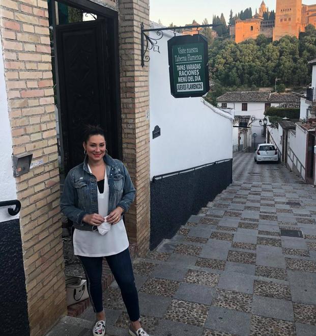 Marina, en la puerta de Peña La Platería este pasado jueves.