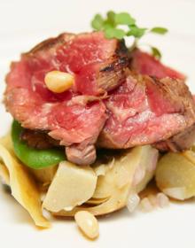 Imagen secundaria 2 - Cocineros de Granada desgranan las modas gastronómicas que están hasta en la sopa