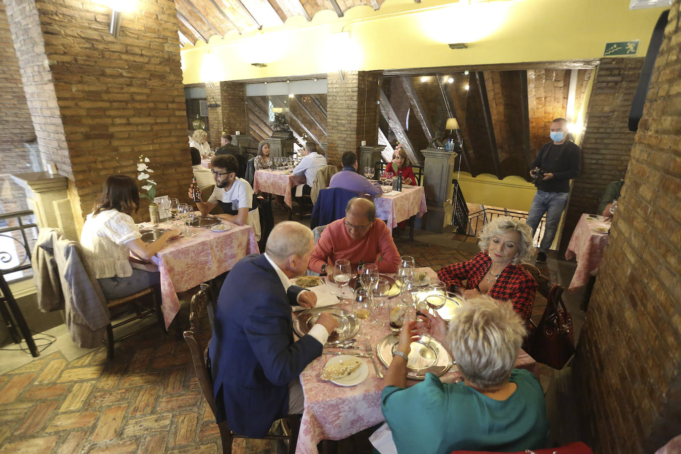 Fotos: El restaurante El Coso acoge un nuevo menú a cuatro manos con toda la sapiencia de la gastronomía murciona