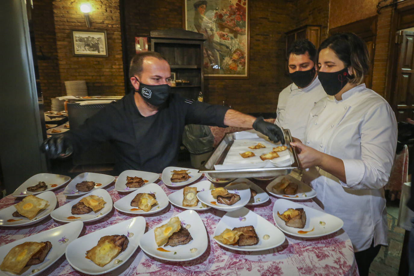 Fotos: El restaurante El Coso acoge un nuevo menú a cuatro manos con toda la sapiencia de la gastronomía murciona