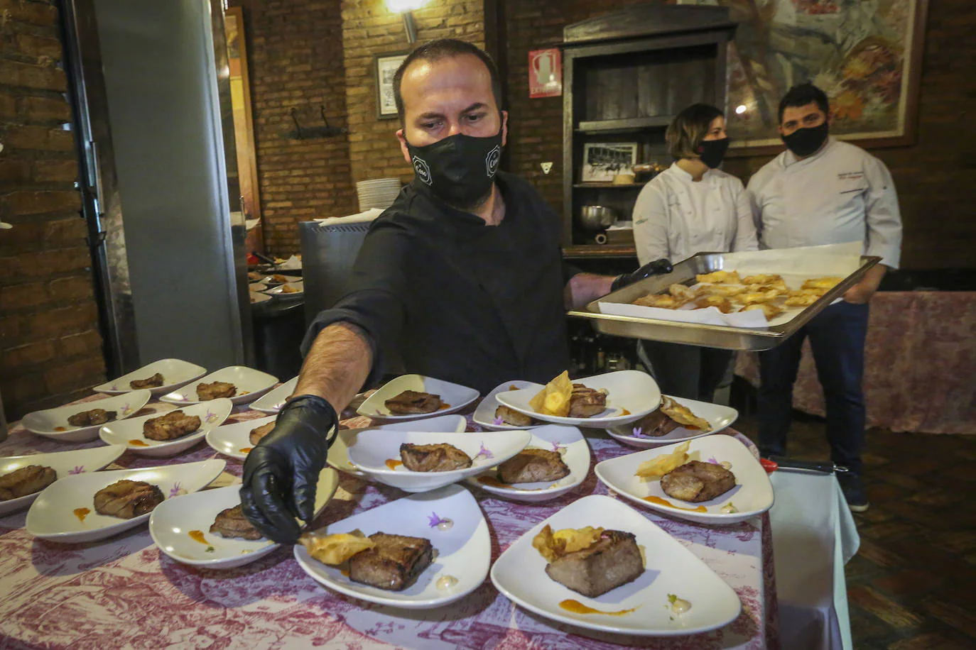 Fotos: El restaurante El Coso acoge un nuevo menú a cuatro manos con toda la sapiencia de la gastronomía murciona