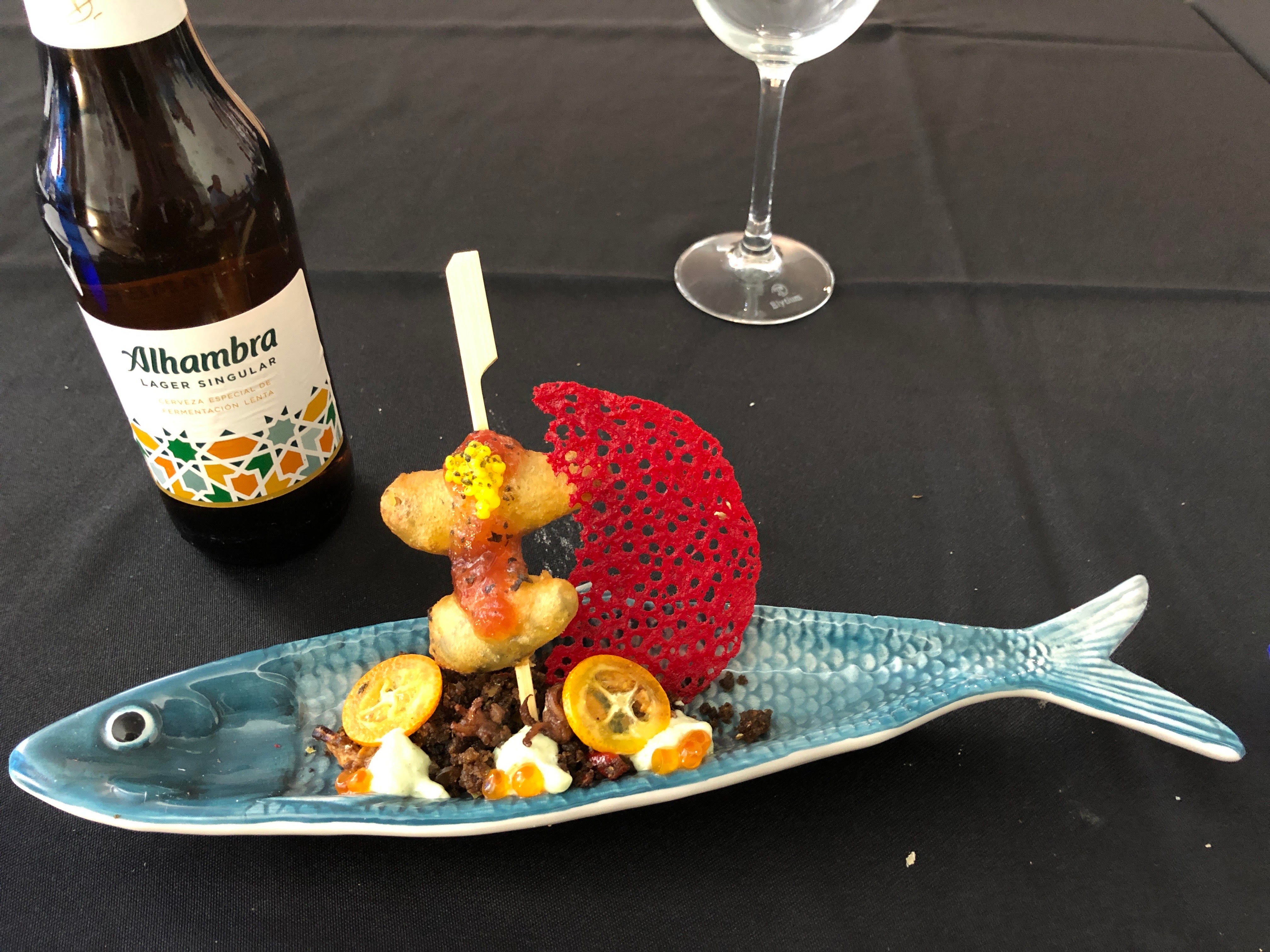 SEGUNDO PREMIO: 'Espeto con respeto', de Malahermosa