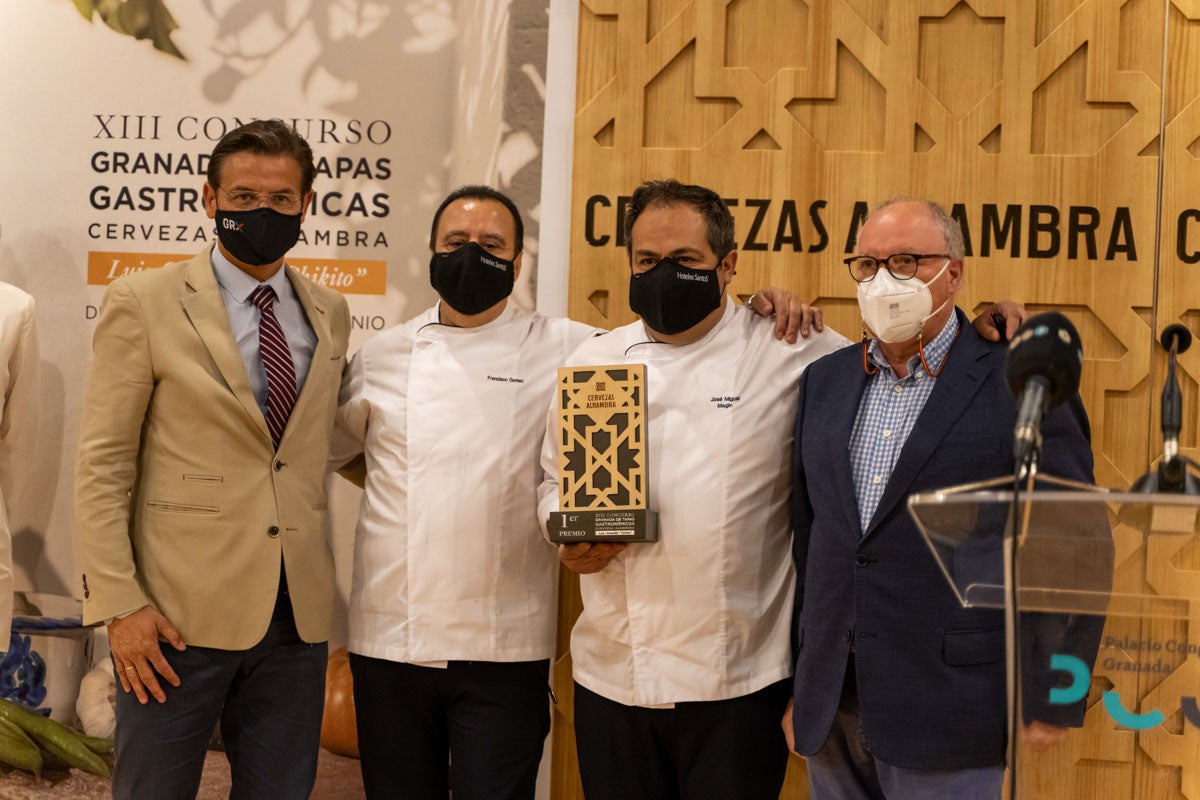 En el evento, Gregorio García, presidente de la Federación de Hostelería, anunció un foro de debate y reflexión sobre la gastronomía granadina