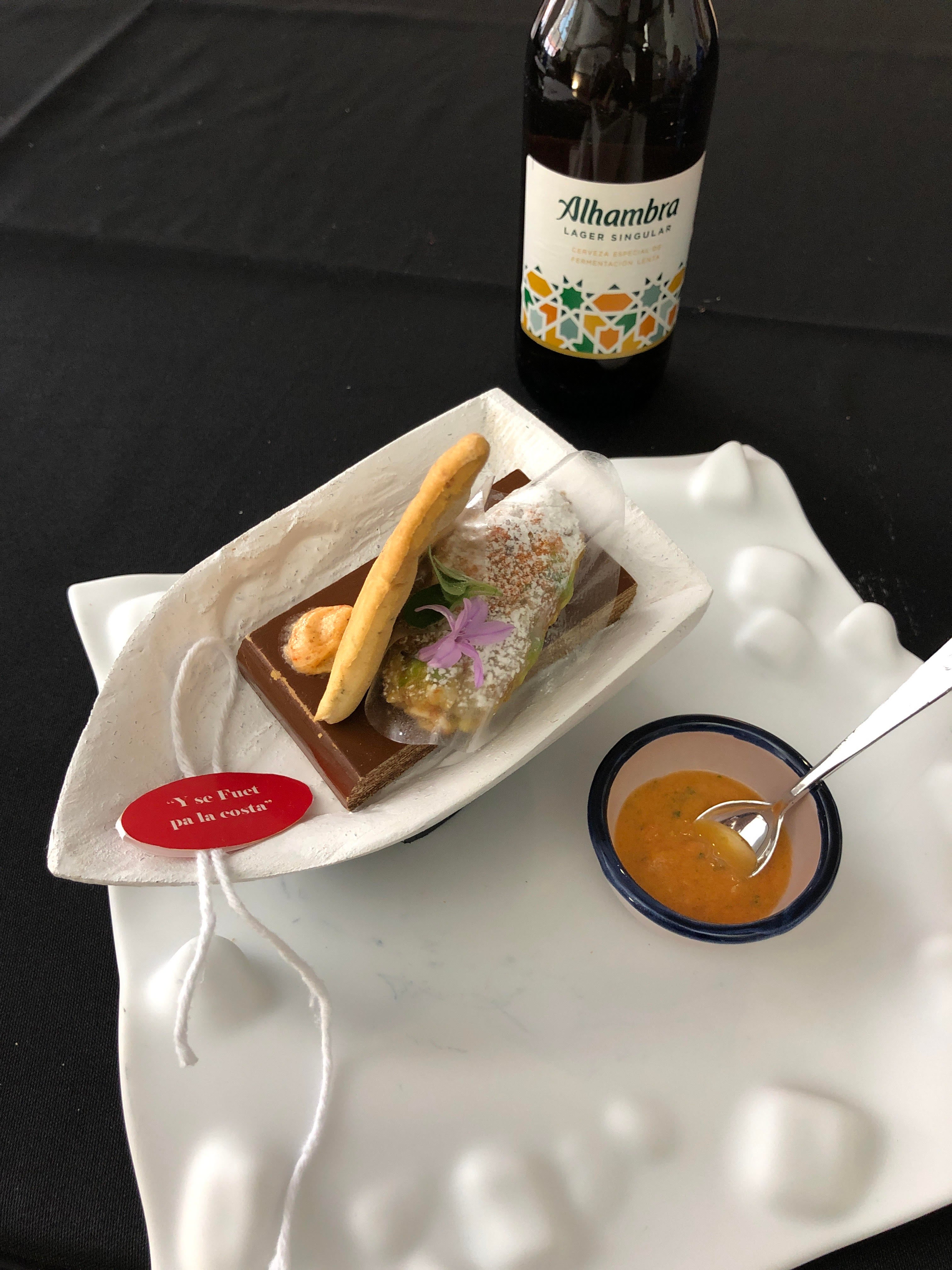 PRIMER PREMIO: 'Se fuet pa la costa', de Gastrobar Qübba