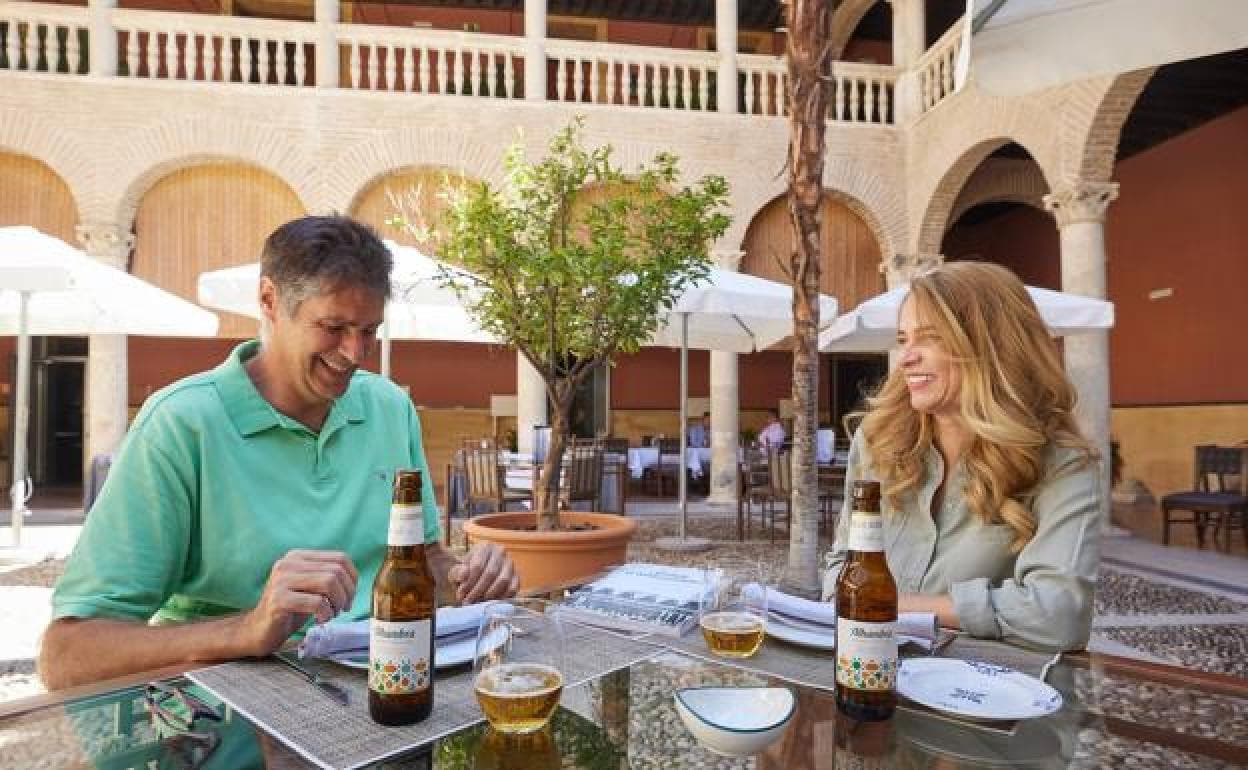 Una Alhambra con... : «La experiencia gastronómica es producto más entorno»