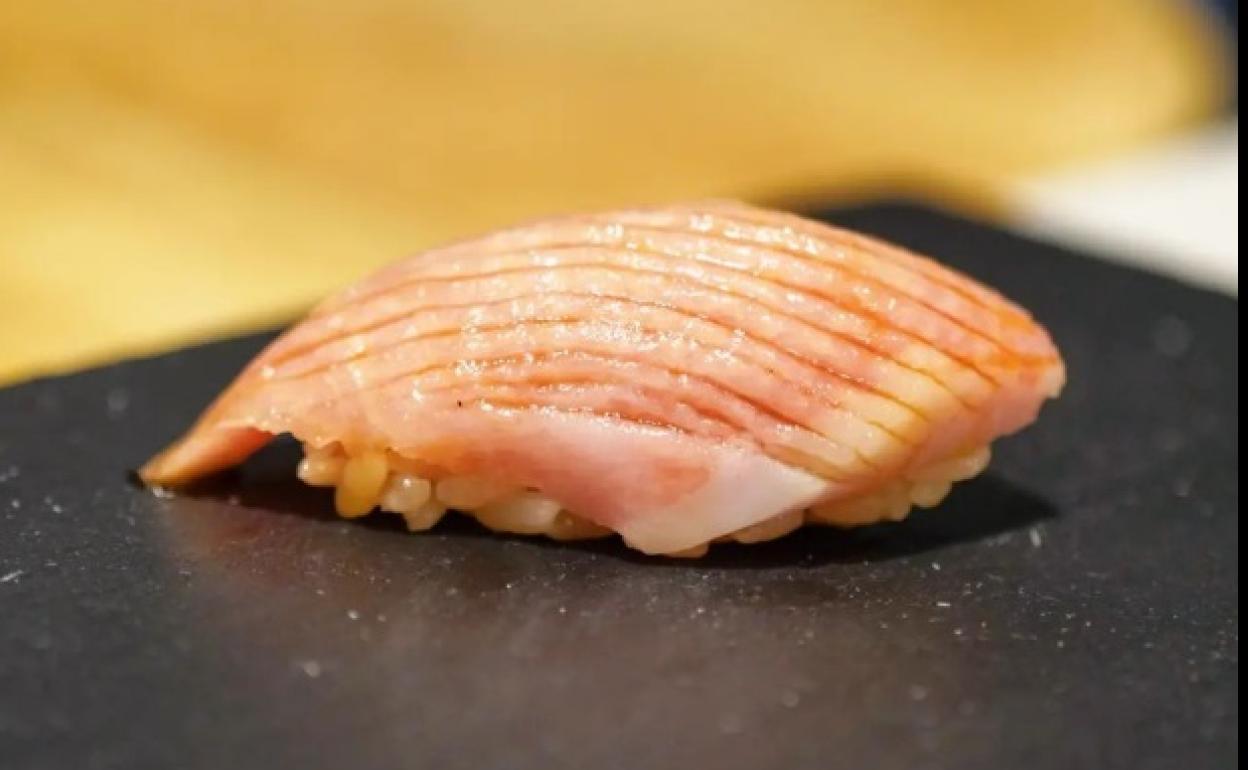 Un japonés semiclandestino