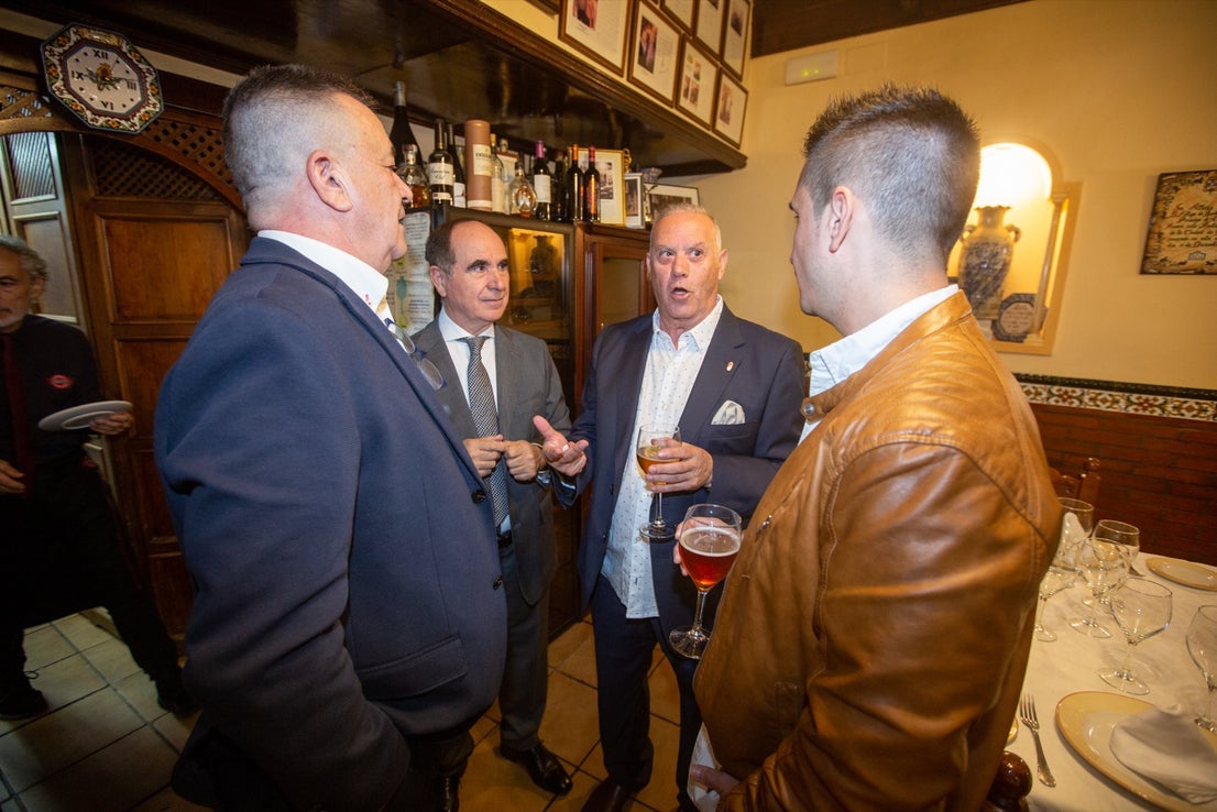 Momento del acto de entrega del premio Luis Oruezábal.