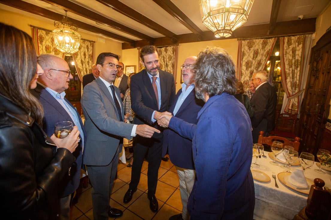 Momento del acto de entrega del premio Luis Oruezábal.