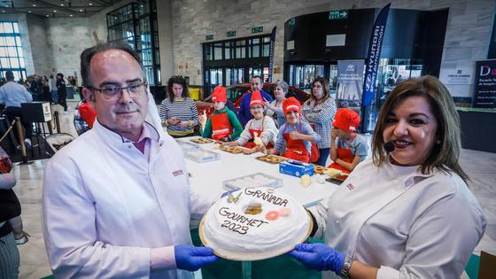 El Obrador Bonachera enseña a preparar los roscos de Loja más deliciosos