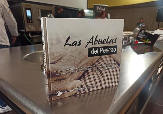 El libro ha sido producido por el Sector Pesquero Granadino.