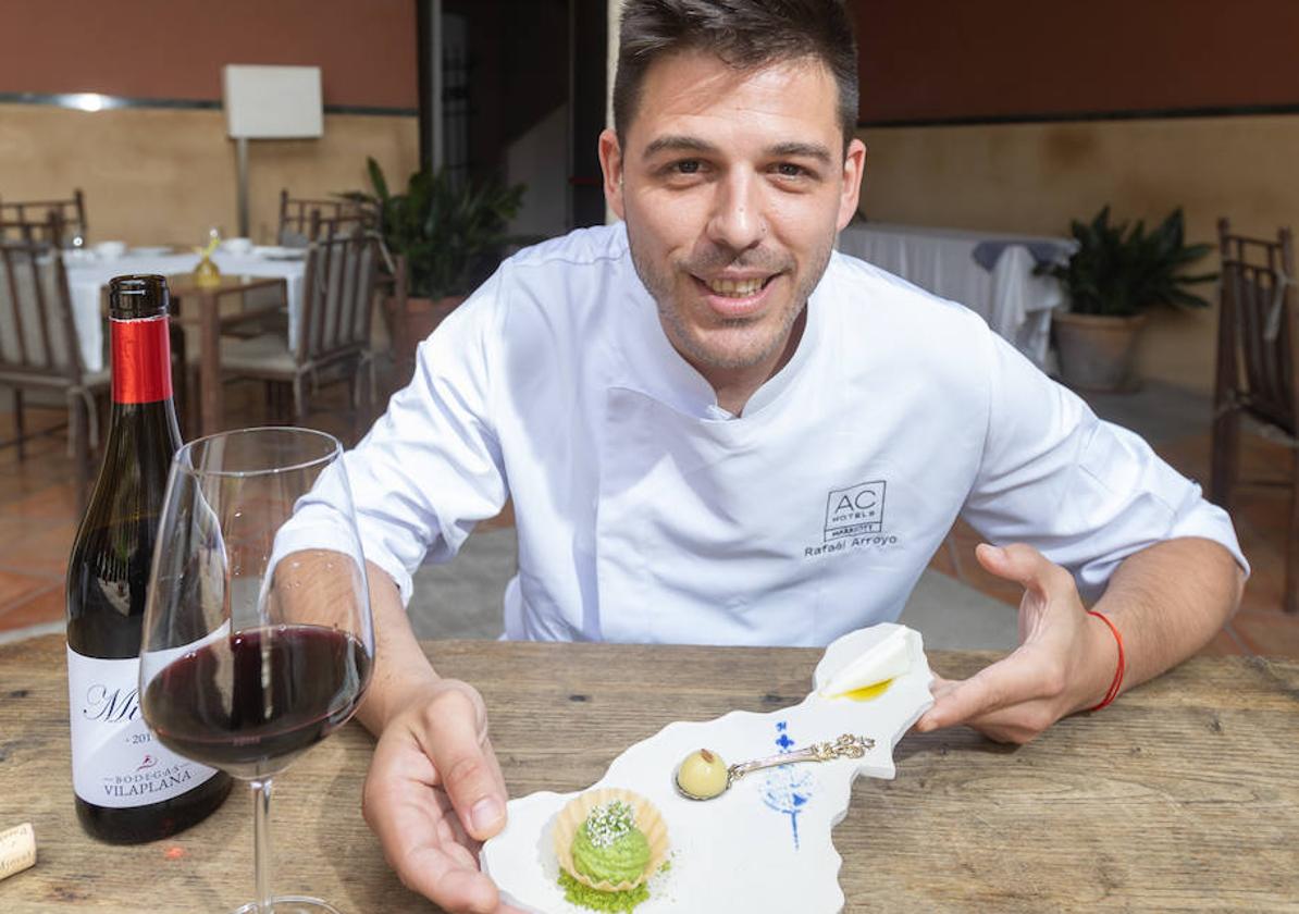 Rafael Arroyo permite degustar Granada en el plato y en la copa.