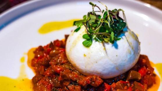 Bámbola, un trocito de Italia en la Granada gastro más pujante