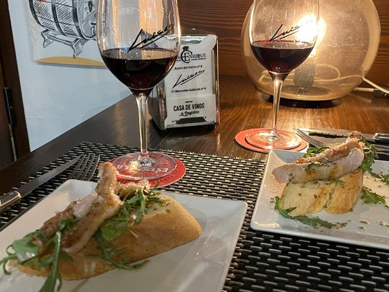 Cine, vino, tabernas de barrio y quesos artesanales