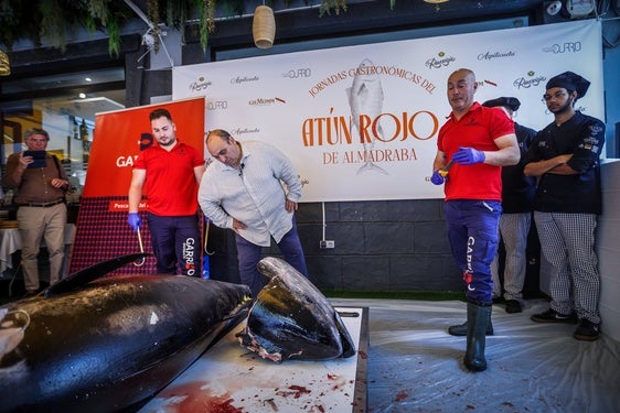 El atún rojo salvaje de almadraba, protagonista en Asador Curro