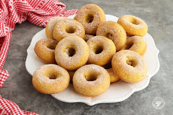 Receta de dónuts de calabaza hechos al horno para Halloween