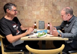 Ricardo Bosque habla en El Nopal de la importancia de los bares en la novela negra
