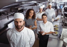 Estrategias para fomentar la comunicación, el respeto y la inclusión en equipos de trabajo diversos