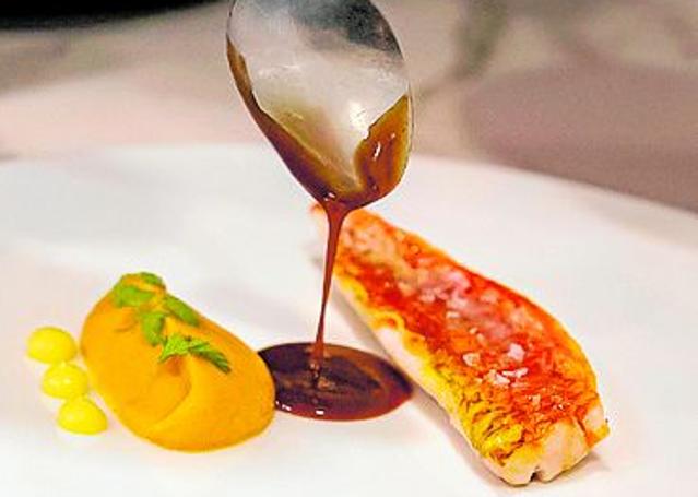 Menú Alborán de Faralá resalta el producto de nuestra Costa Tropical y ofrece una propuesta gastronómica basada en pescado.