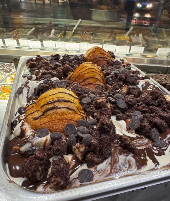 Imagen secundaria 2 - Alfonso Malpica y los helados de Dolce Cornetto.