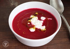 Crema fría de sandía y tomate con remolacha