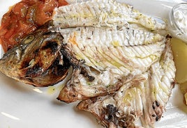 Uno de los exquisitos pescados que preparan en Ruta del Vino.