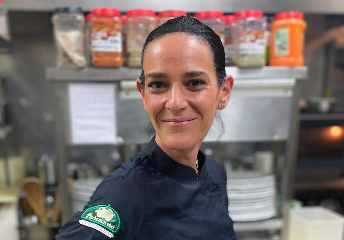 María Osuna en la cocina de Kudamm Edel.