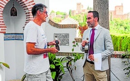 Javier Expósito explica en Restaurante Carmen de Aben Humeya cómo es trabajar con esas vistas.