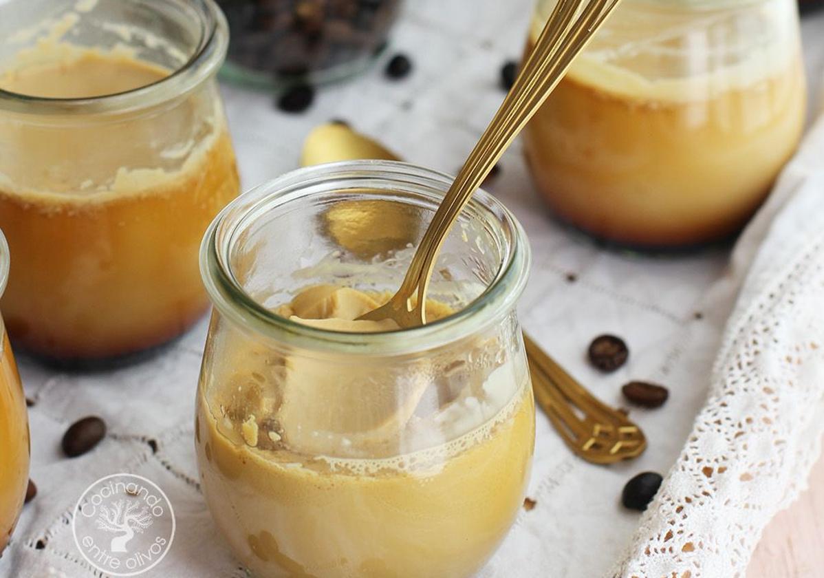 Flan rápido de café con leche condensada
