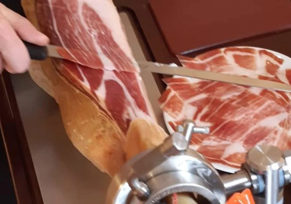 'El corazón manda', la Real Academia de Gastronomía en Granada