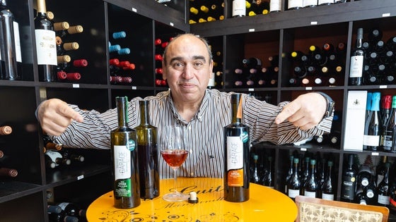 La historia del premiado 'Vermú de Garage' hecho en Granada