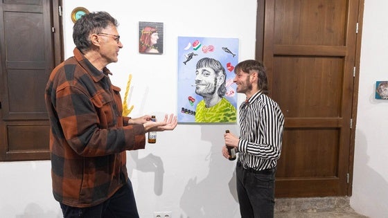 «Me gusta experimentar con materiales para que la obra sea polisémica»