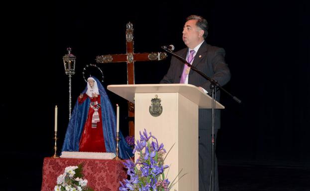 Manuel Hernández pregona la Semana Santa de Guadix