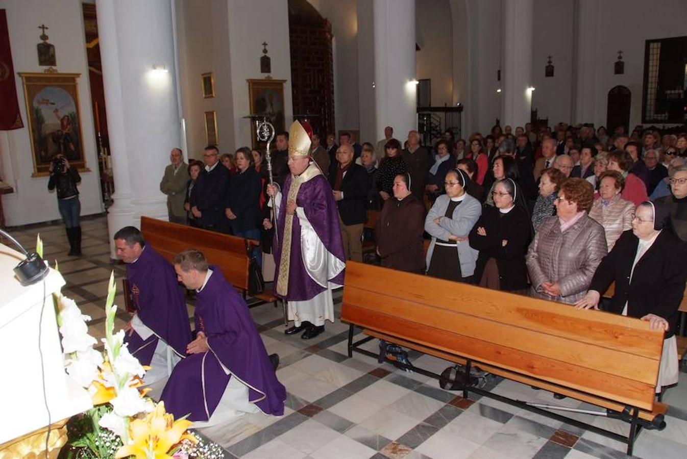 El convento de clausura de Santiago cierra por el traslado de sus cuatro monjas a Valladolidad. Las religiosas esperan volver.